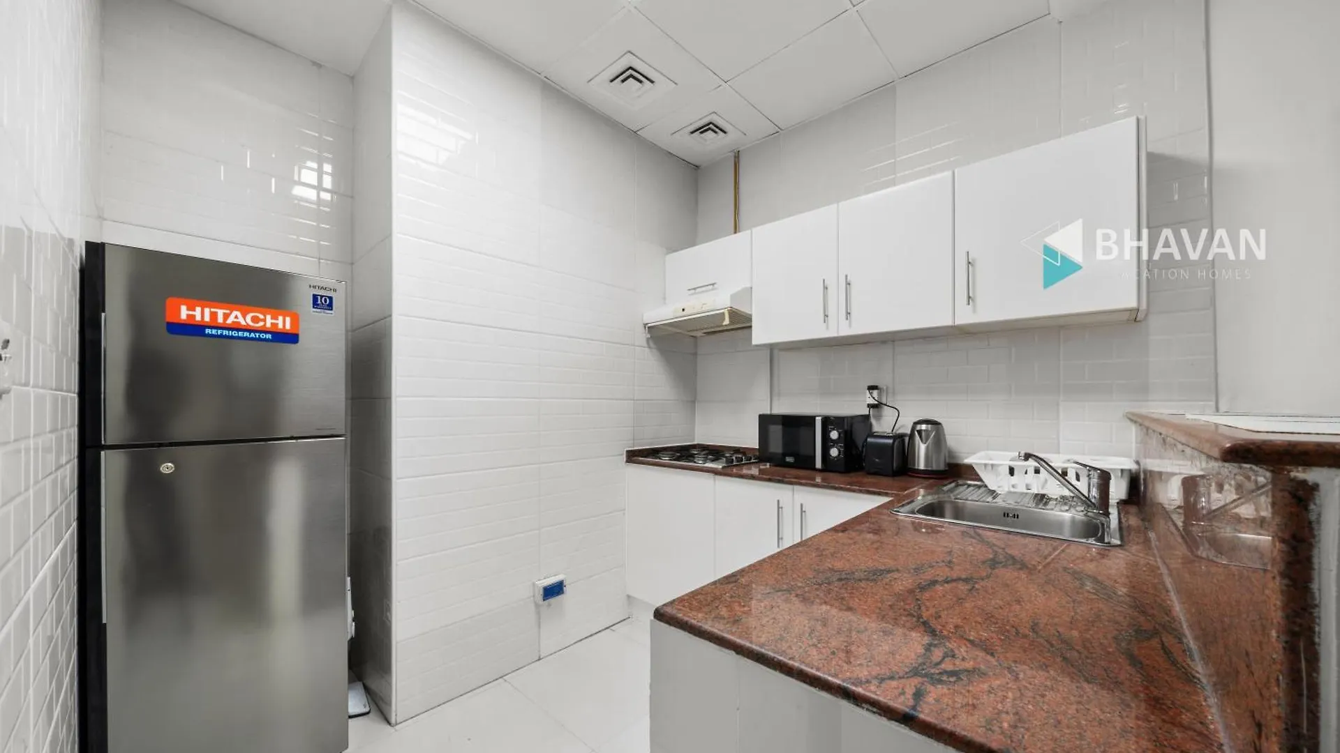דובאי Contemporary Studio In Marina By Bhavan Vacation Homes דירה