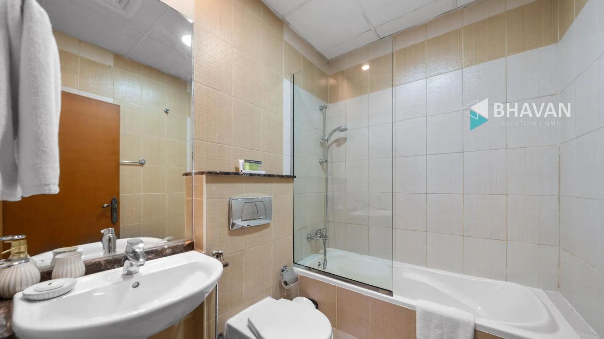 דובאי Contemporary Studio In Marina By Bhavan Vacation Homes